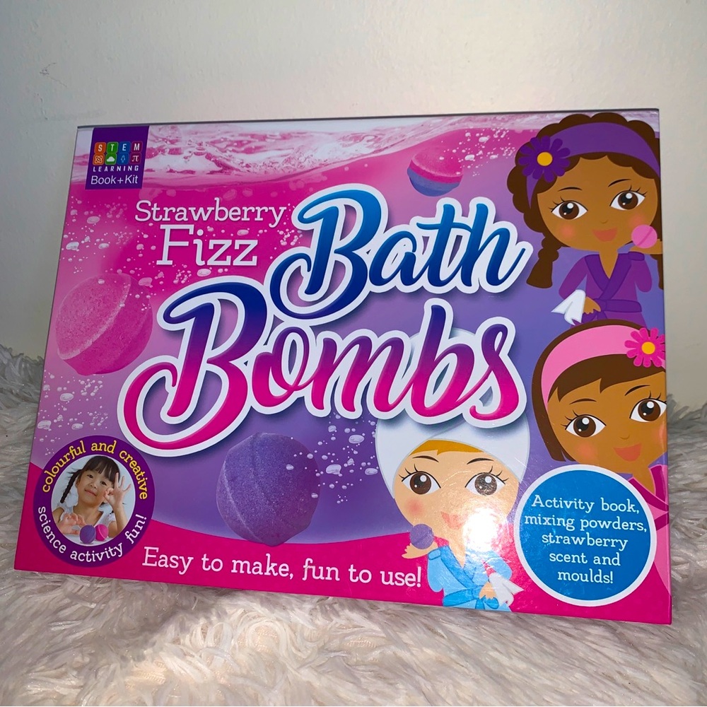 STEM Learning Strawberry Fizz Bath Bombs Book + Kit NEW